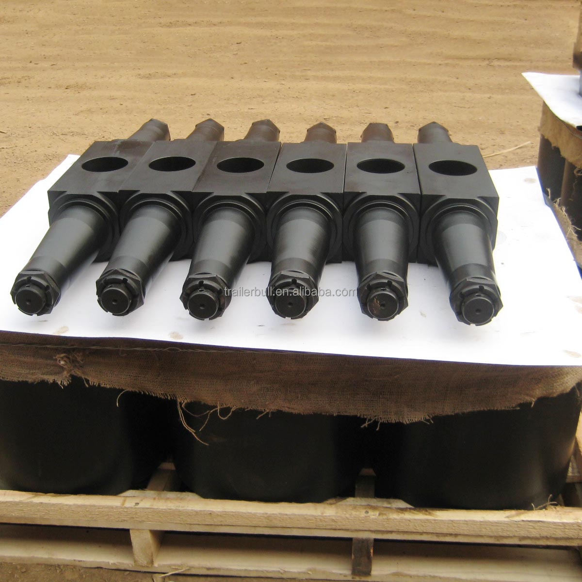 Solid Axles and Solid Tires Semi-Trailer Running Gear System for Max Payload 80T-100 Ton