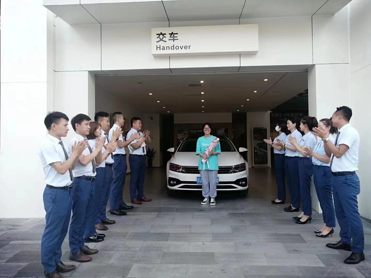 Electric Cars Electric Vehicle Conversion Xiaohu FEV 2022 FOR-Four obedient tiger which best selling