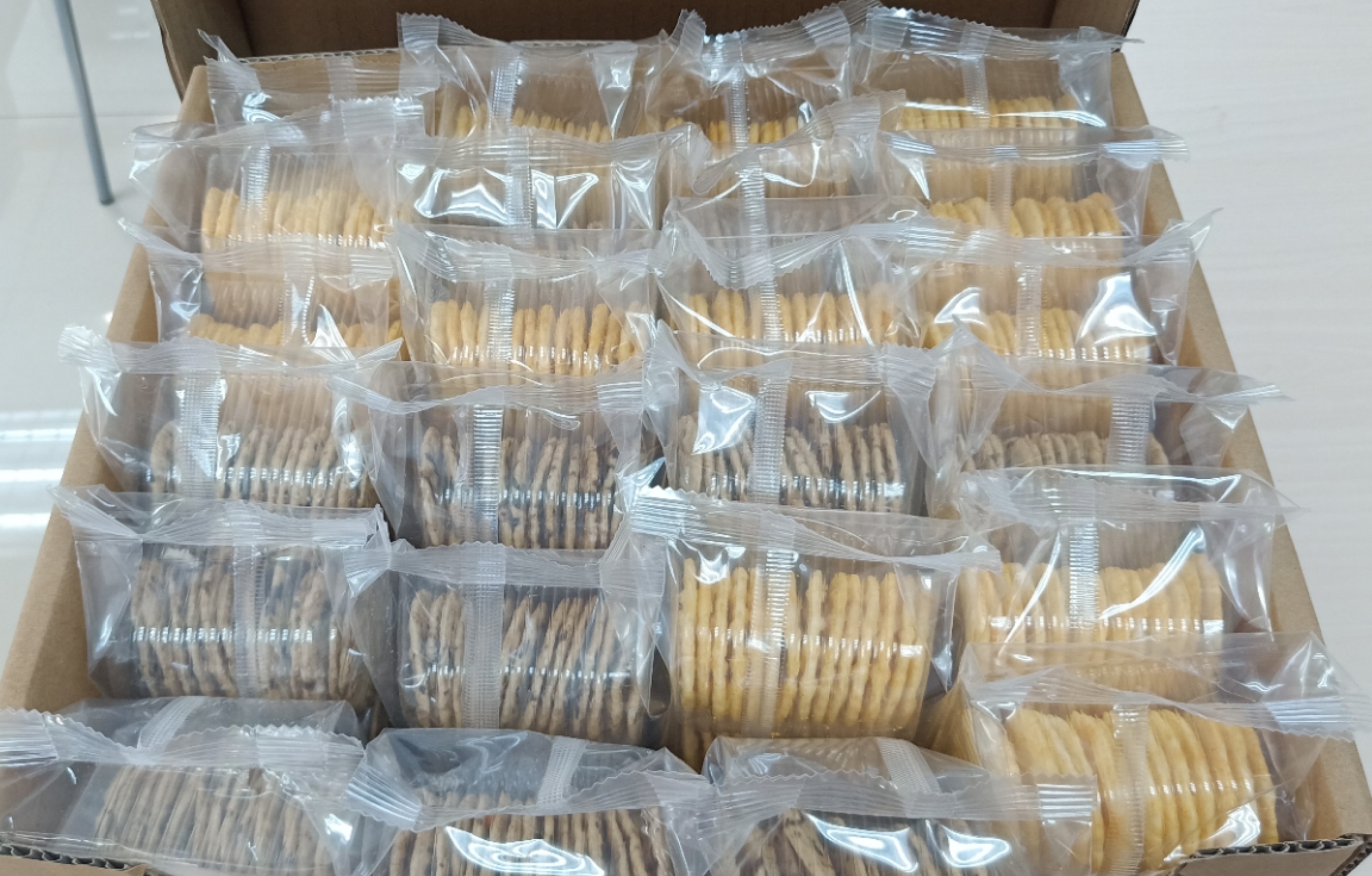 OEM Delicious Seaweed Flavor Round Rice Crackers Savory round snacks different flavors