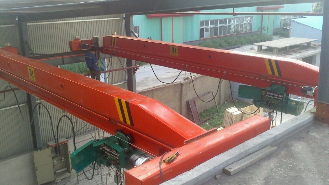 Santo Brand High Strength Single Girder Overhead Travelling Crane 10 Ton Load Capacity