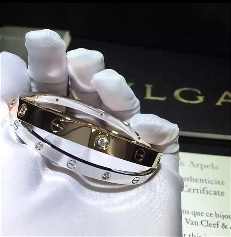 C Double ring bracelet Love bracelet, 18K gold. With a screwdriver. Jewelry factory in Shenzhen, China