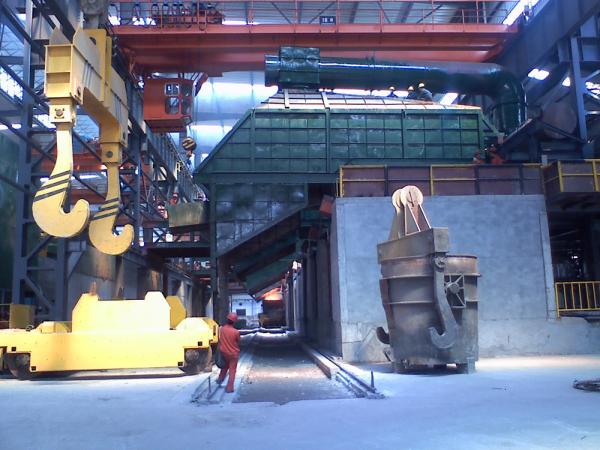 Cheap China crucible furnace and steel induction melting furnace for melting steel iron for sale