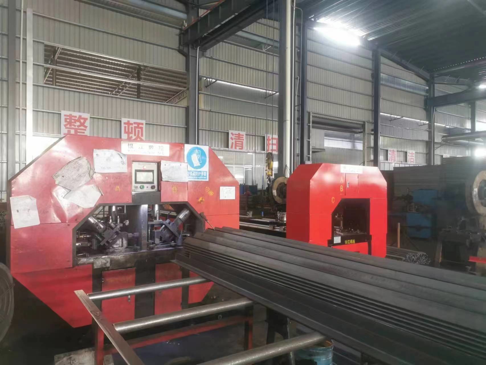 380V Red Power Tower Steel Angle Punching Shearing Machine