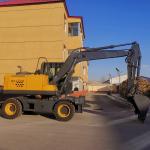 4WD Mini Digger Machine 0.6m3 Bucket Small Excavator Machine