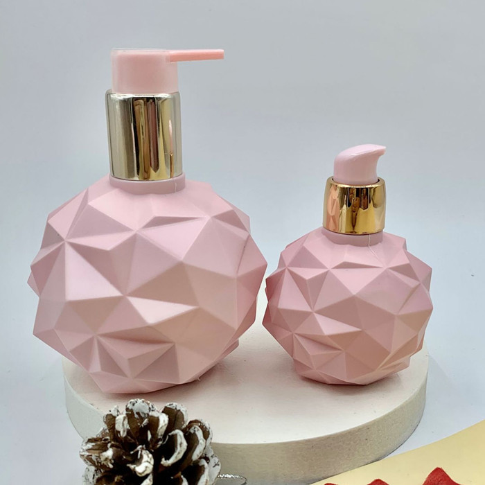 Sphere Round HDPE Empty 120ml Lotion Pump Bottle For Face Cream