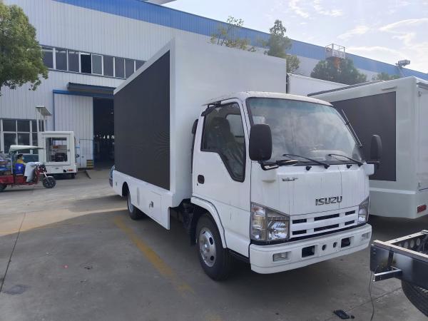 Japanese Brand Isuzu Mobile Led Truck Advertising P3 P4 P5 Small LED Mobile Led
