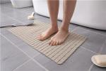 Non Slip 78*35CM Plastic Bathroom Floor Mats Suction Cup Backing