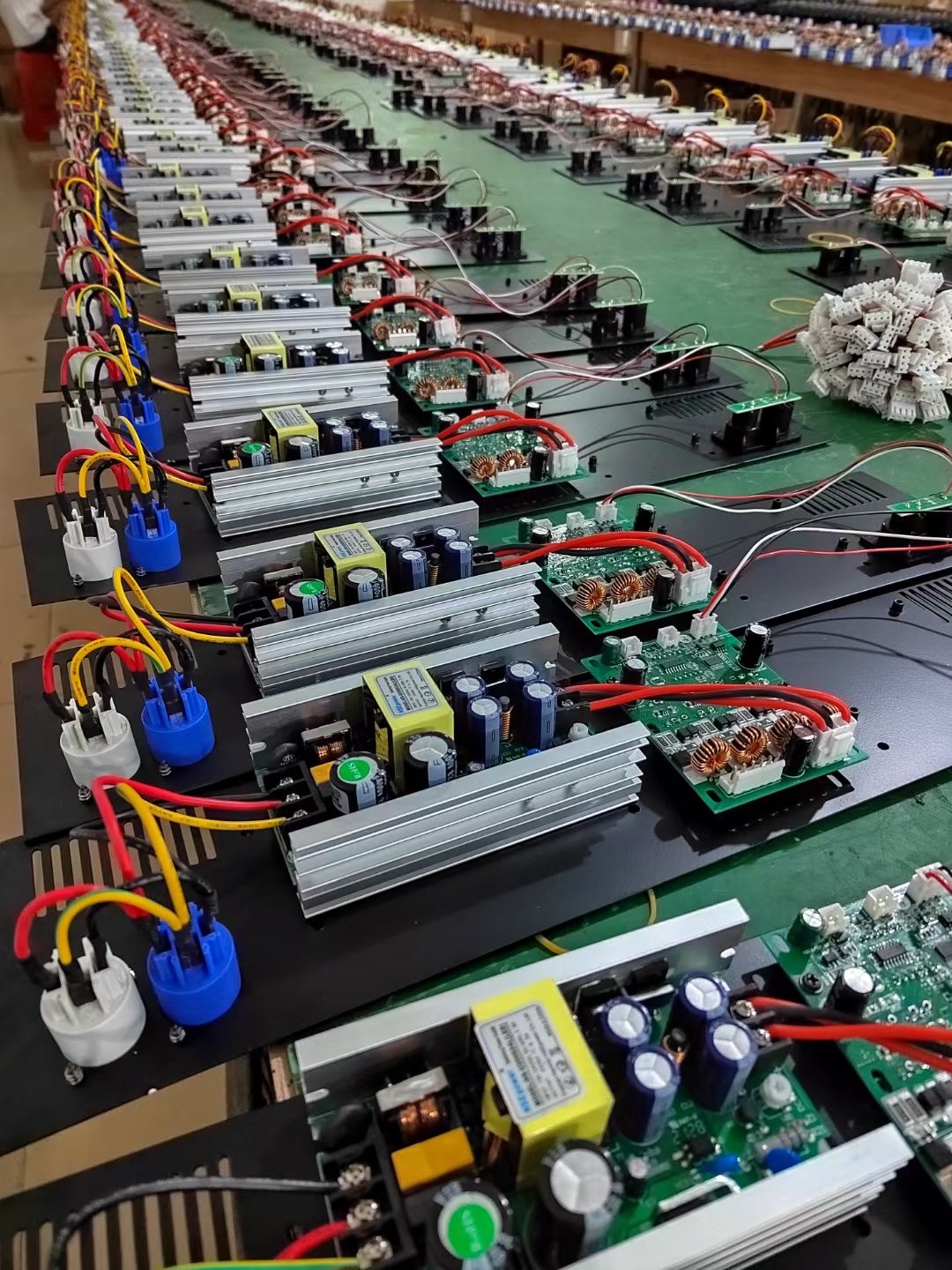 RGBW DMX512 LED Wall Washer 200W For Outdoor Bar Party Project Installation
