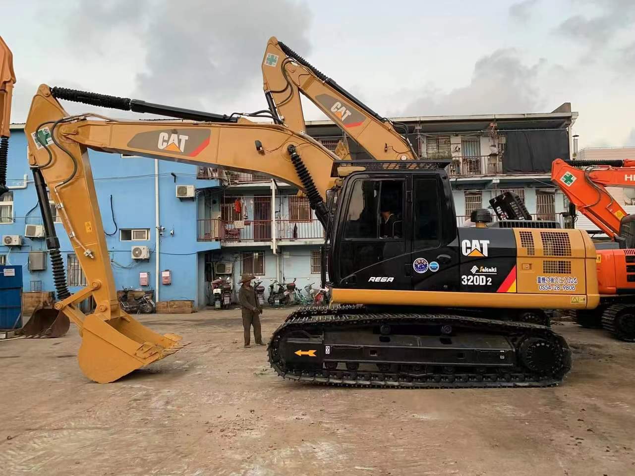 Original Japan CAT 320D Second Hand Excavator Crawler 20000KG Efficient