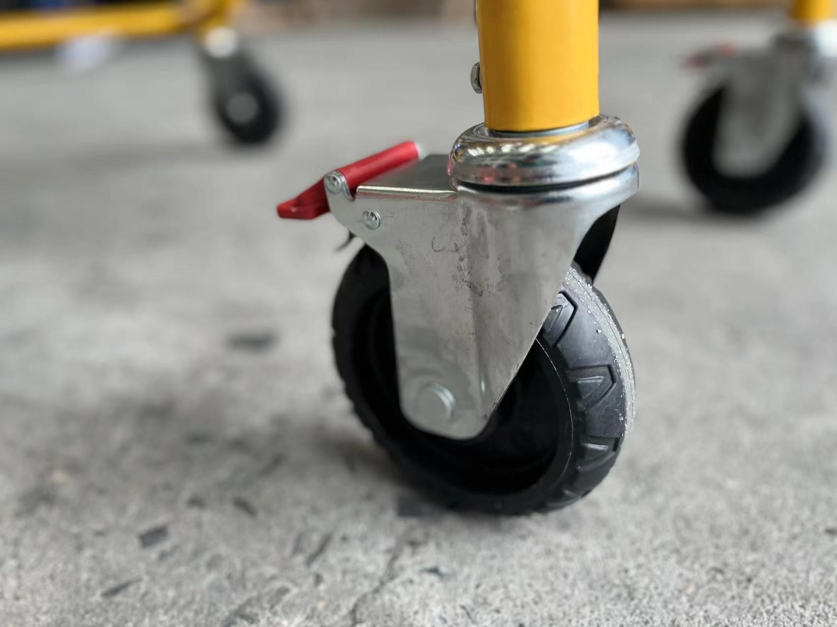Thickened Aluminum Alloy Ambulance First Aid Stretcher With Folding Leg Mechanical Structure Height Adjustment Leg And Back Adjustment