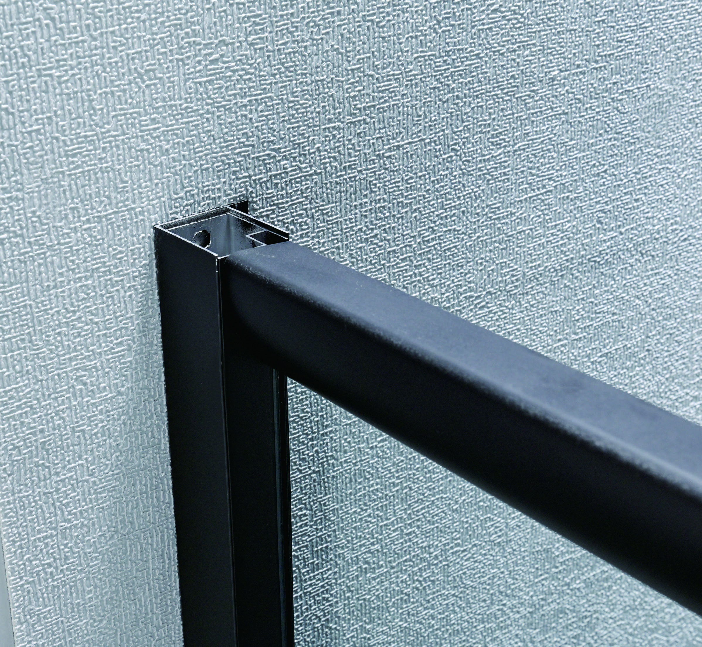 Sliding Shower Doors 120*190cm Size Tempered Glass And Aluminium Black Frame Latest