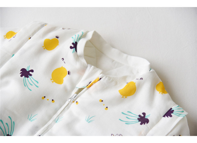 Unisex Muslin Baby Pajamas Cotton Fabric Plain Dyed Newborn Baby Outfits ODM / OEM