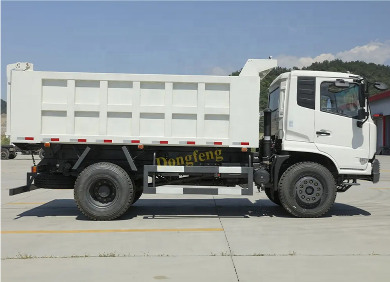 Dumping 6 Ton Small Wheeled 4x2 Dump Truck with Dimensions L x W x H mm 6350*2490*2980