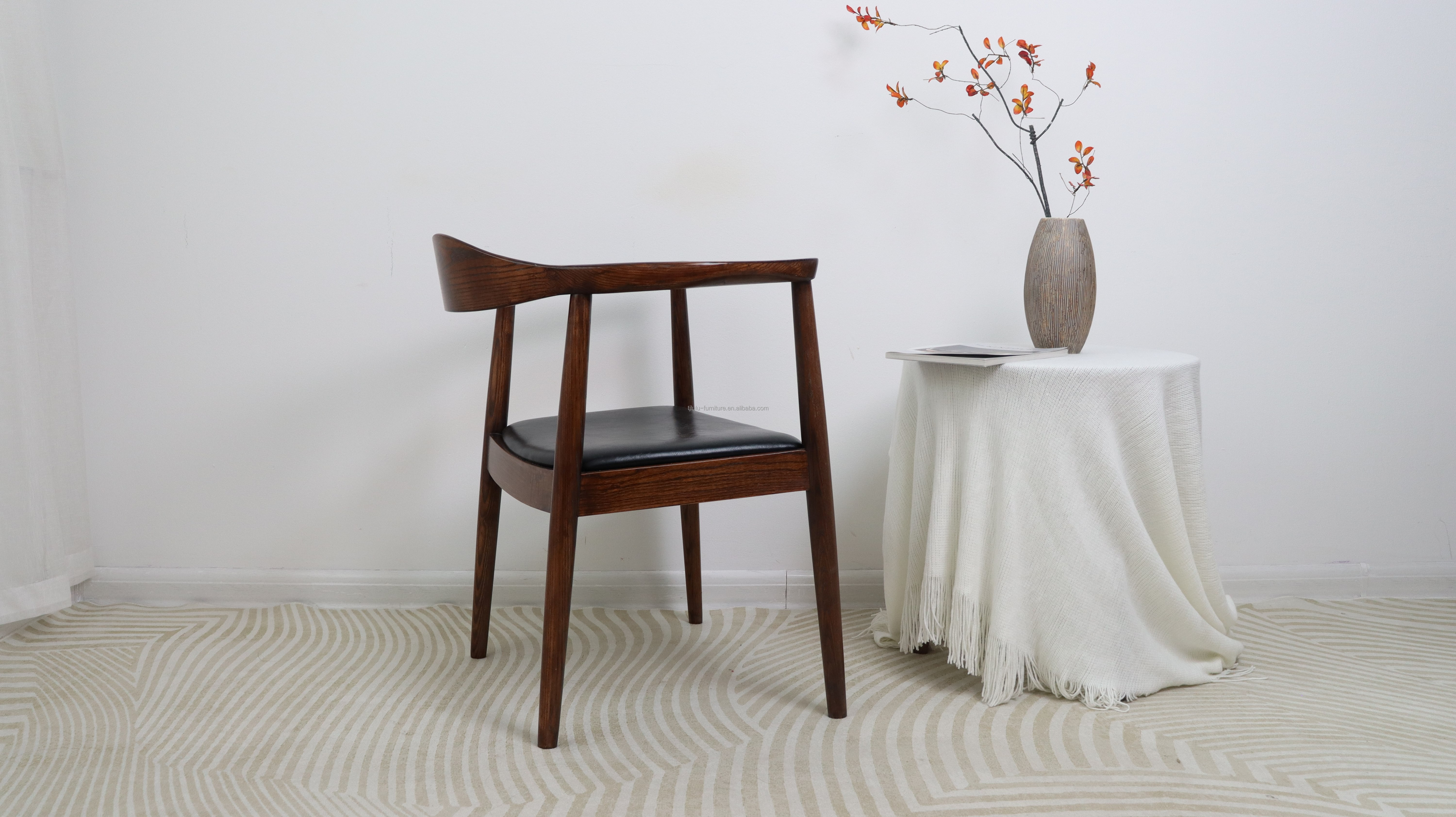 Solid Ash Wood Nordic Design Presidential Armchair for Restaurant Dining Furniture