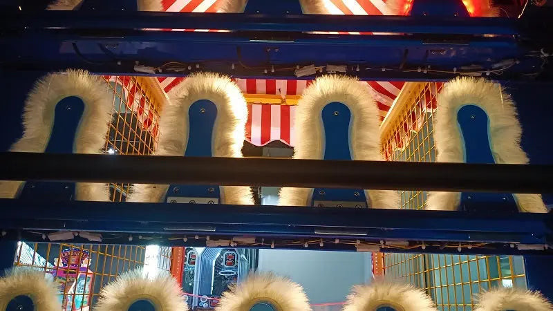 Hit The Clown Carnival Game Machine, Hit The Penguin Tickets Redemption Throw Ball Game