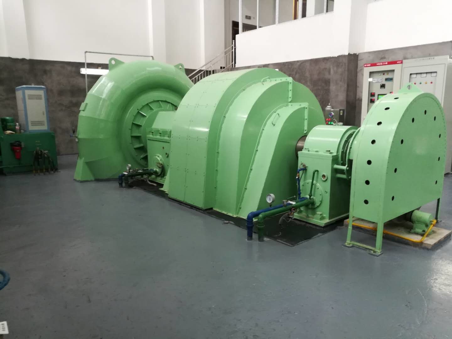 Rated Water Head 20m-300M Francis Turbine Generator Stainless Steel Runner Material