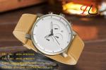 A simple and fashion style sprots watches men watches with PU leather band.