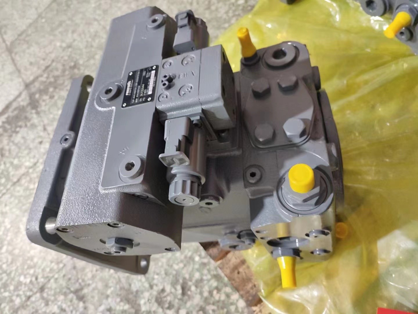 Rexroth Hydraulic Piston Pump A4VG71 A4VG90 A4VG125 A4VG180 A4VG250 A4VG71EP4D1 32R-NZF02F001DH Hydromatik High Pressure
