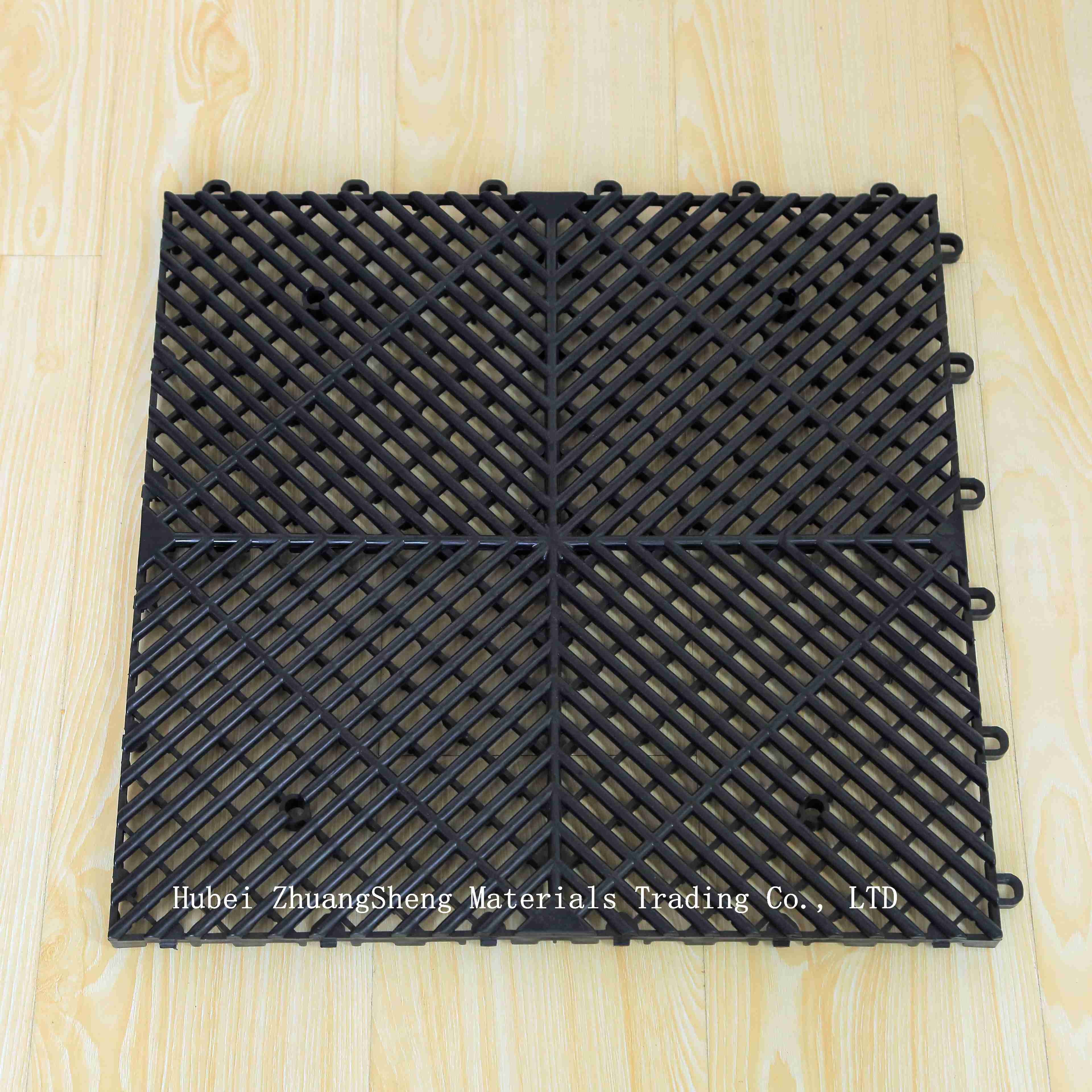 1.8mm Plastic Floor / Plastic Permeable Floor / Modern Interlocking PP Flooring Indoor Sports Plastic Floor Mats