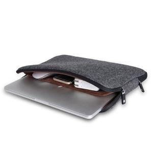 Quality Waterproof Felt Mens 17 inch Laptop Bags , Zipper Notebook Sleeve wholesale