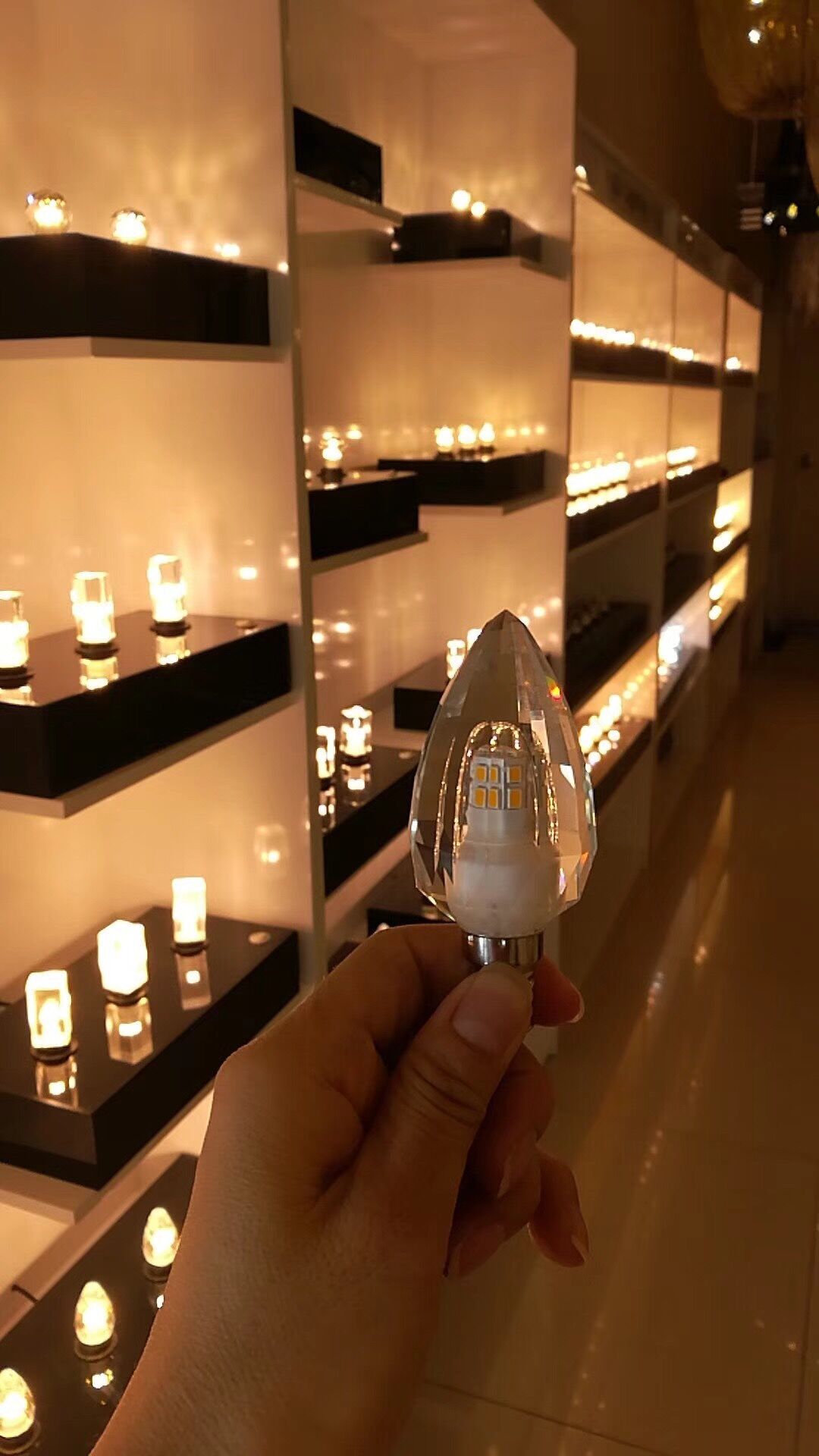 5W LED Crystal Candle Light K5 crystal housing 220V E14 dimmable 110V shining bulbs