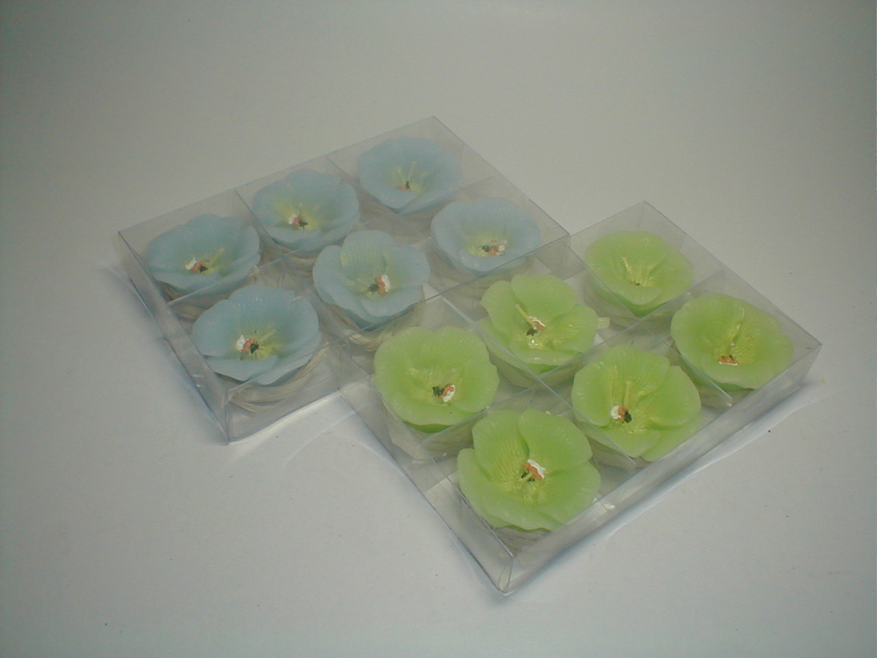 Blue green and orange paraffin material pansy flower candle handmade color drawing