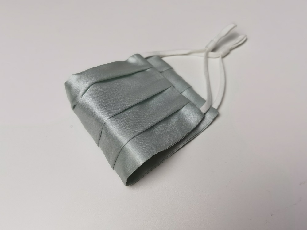 Double Layer 50g Mulberry Silk Face Mask With Nose Wire