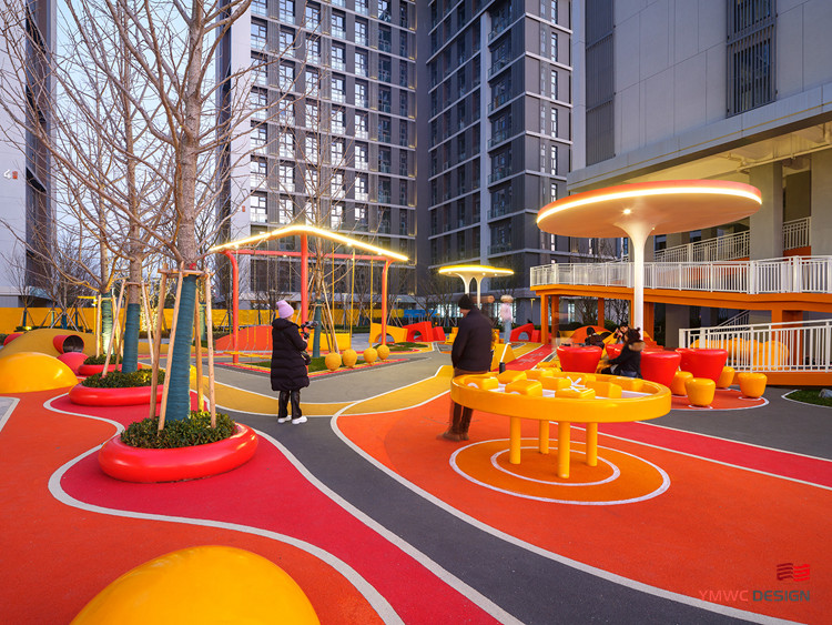 Outdoor Children's Playground Play and Decoration Planning with Custom Print Method