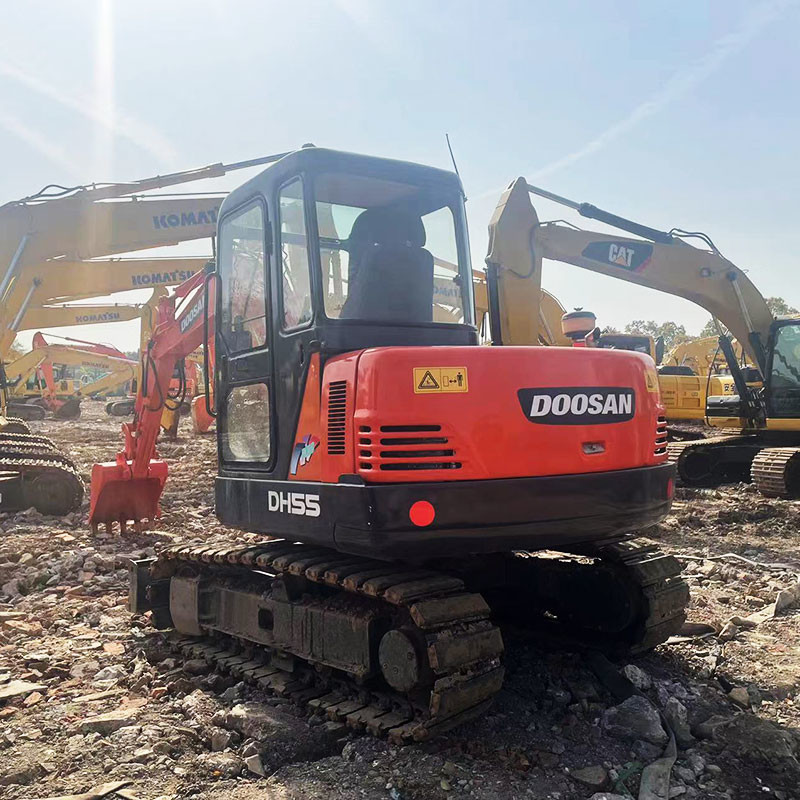 DH55 Used Doosan Excavators 5.5ton Rubber Crawler Excavators Mini Digger Excavator 2nd