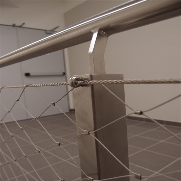 60x105mm Stainless Steel Rope Mesh High Tensile Black Oxidized Enclosure Fence In Zoo