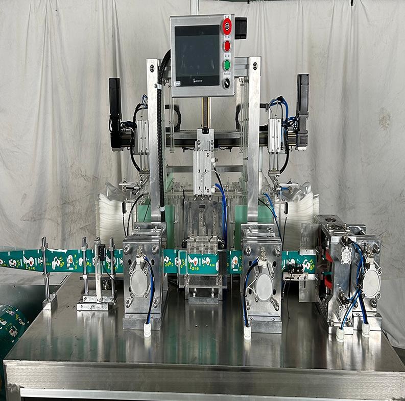 220V 50Hz 3KW 1 Pair PE Glove Automatic Folding Packing Machine High Speed