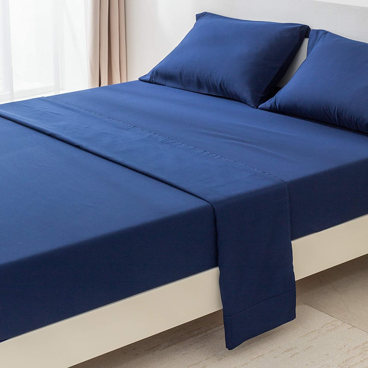 133 * 60 Fabric Density 100% Polyester Microfiber Trim Hem Quick Dry Bed Sheet 4pcs