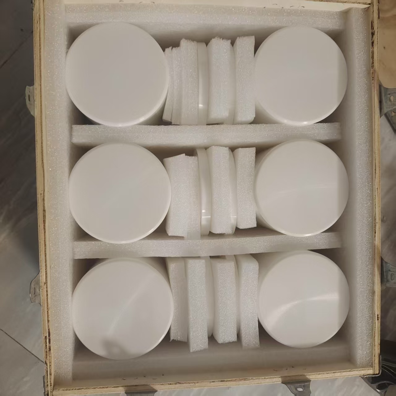 Cylindrical Jars For Planetary And Roller Ball Mills With Different Capacities