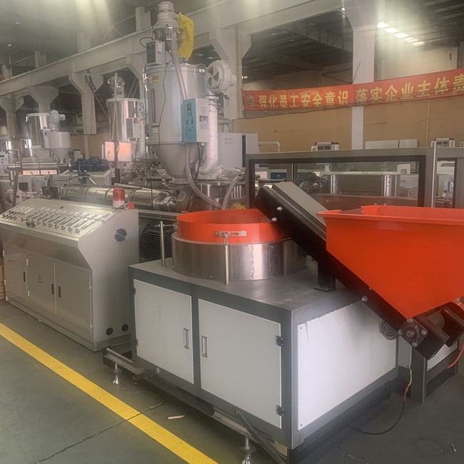 2000mm Drip Irrigation Pipe 3 Layer HDPE Plastic Pipe Machine