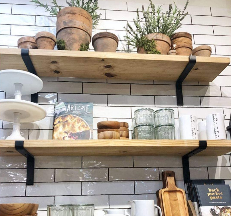 Garage and Kitchen Floating Shelves Hardware Heavy Duty Black Metal Brackets with Lip