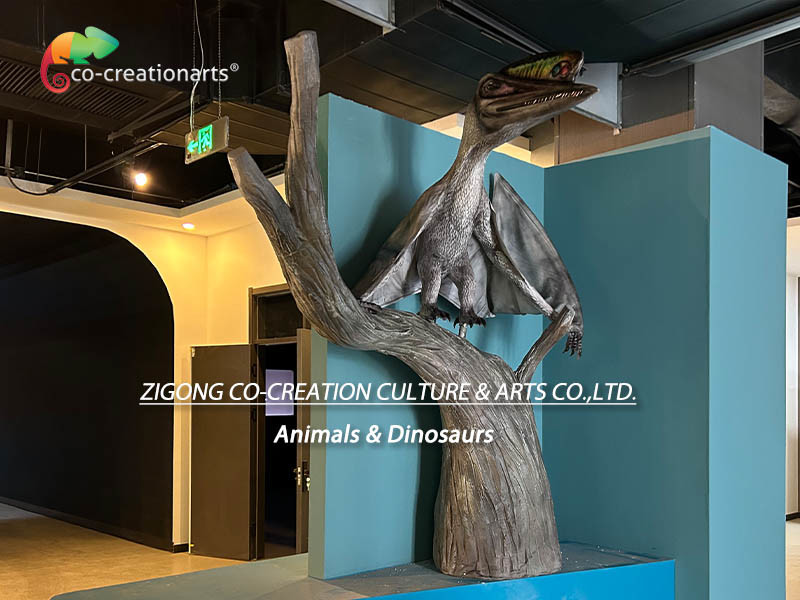 Lifelike Animatronic Pterosaur For Theme Park