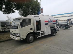 Quality 5.5CBM Small Propane Cylinder Truck , 2 Tons Mobile Lpg Truck Tanker wholesale