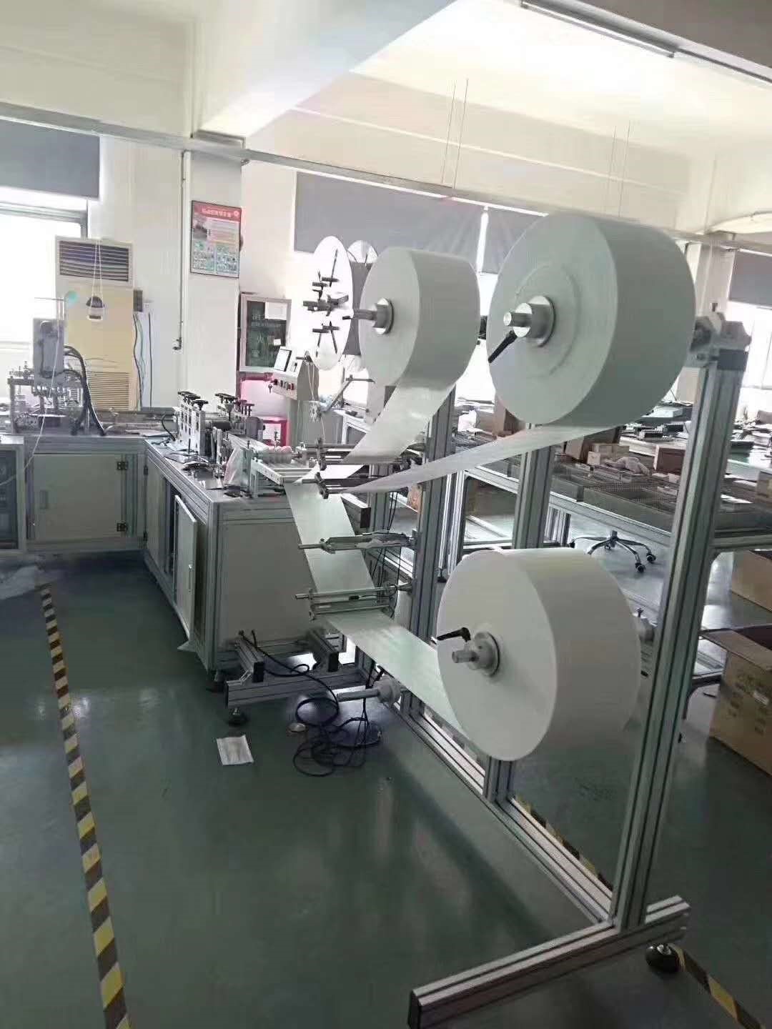 Auto Medical 3 Ply Non Woven Face Mask Making Machine
