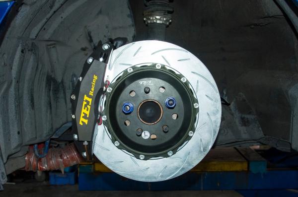 BBK For Subaru WRX / STi Big Brake Kit Front P60S Forged 6 Piston Calipers 18