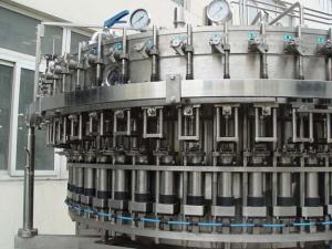 Quality Servo Motor 2500BPH Carbonated Soft Drink Filling Machine wholesale