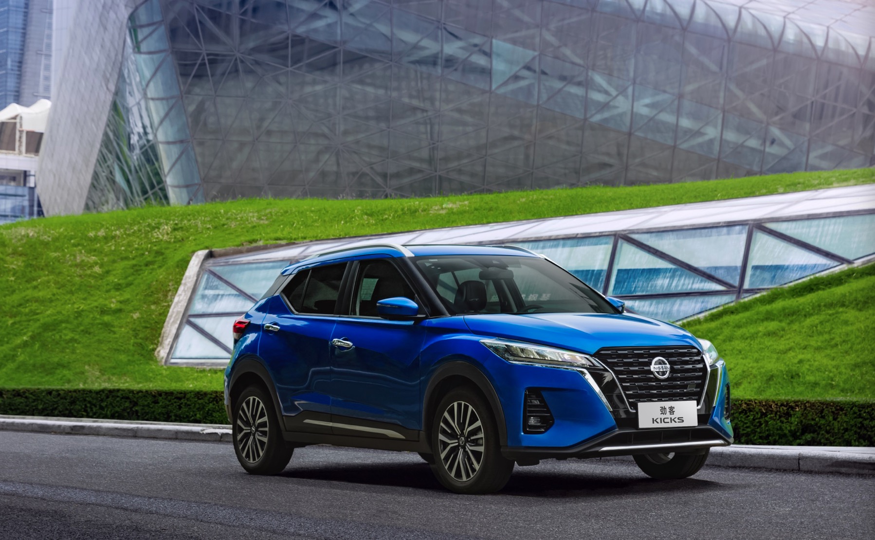 2024 Dongfeng Nissan Kicks 1.5L 122Hp Petrol Used Car Small SUV with Maximum Torque Nm 100-200Nm