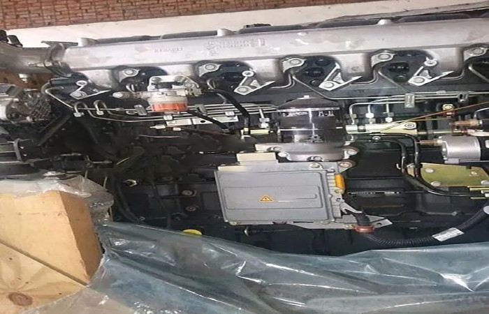 Reliable Bus Spare Parts Yutong Bus ZK6147H Cummins Engine ISME380 30 High Precision
