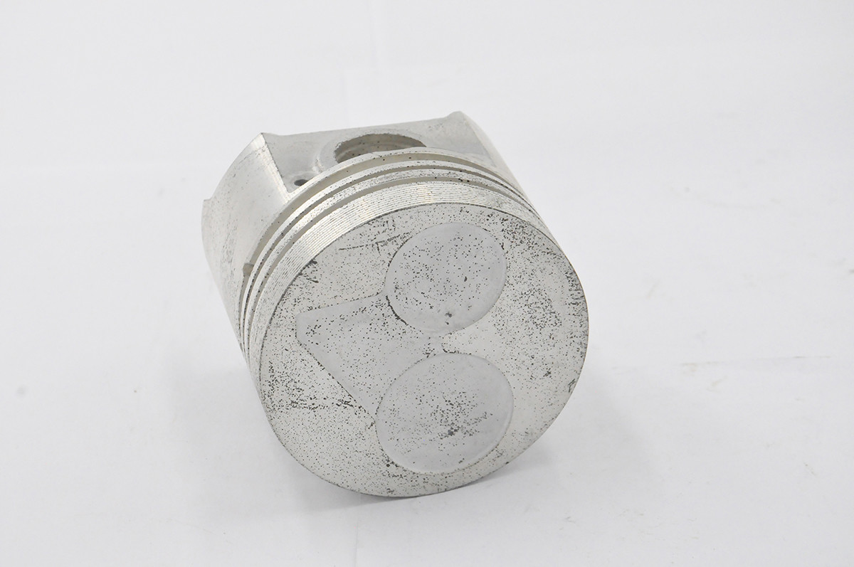 Anti Rust Kubota Engine Parts Diesel Fuel Pump For Kubota V2203 Piston Engine