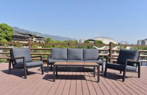 Quality Terrace Aluminum Tilting Triple Sofa With 10cm Seat Cushion Furniture wholesale