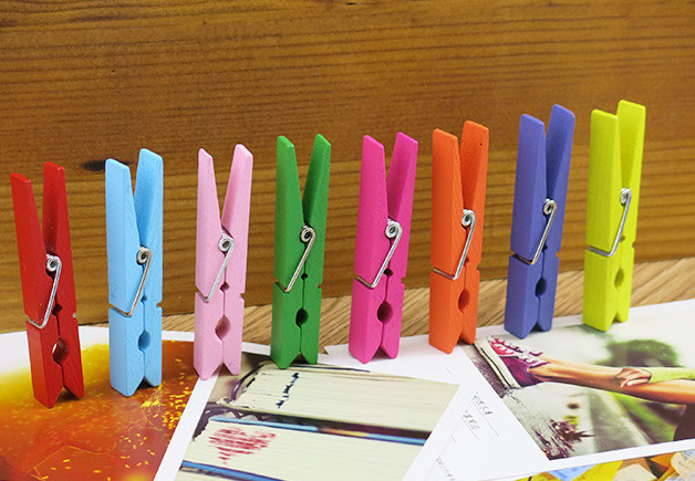 Natural Wood Color Solid Wooden Clothpins Clips Pegs with Animal Fruit Christmas 25 X 3mm