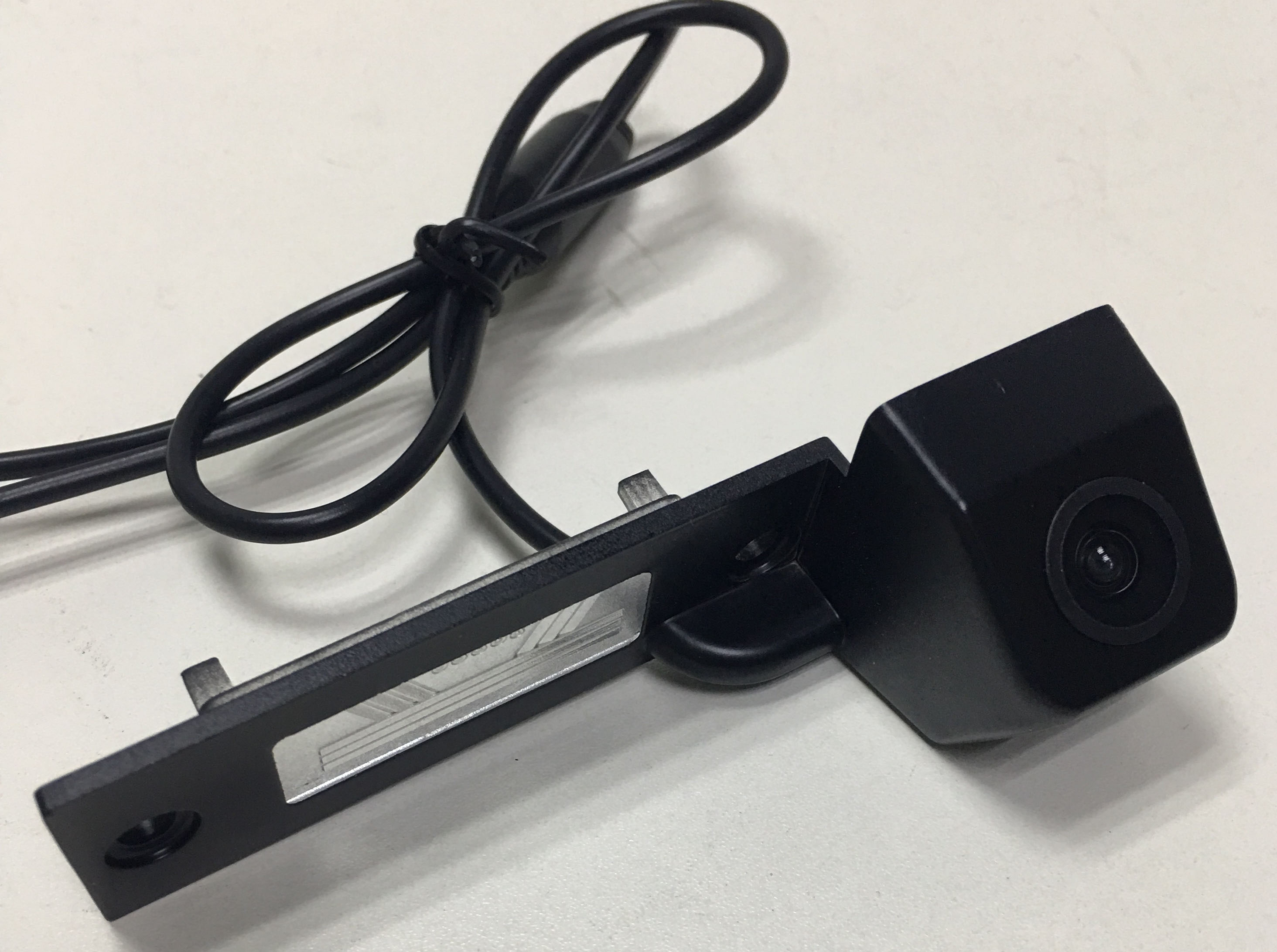 VW Sagita 2007-2011 VW Touran 2011-2013 Car Wide Angle Reverse Backup CCD Parking Dynamic 6G Rear View Camera VW-02298C