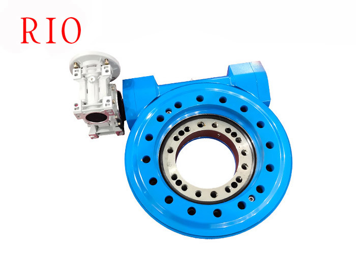 Light Weight Customized Slew Drive Gearbox Low Noise For Solar Power Generation