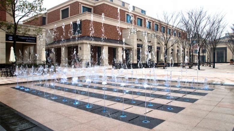 Medium Size Dry Floor Color Changing Water Fountain