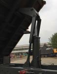 Heavy HOWO Mine Dump Truck , Yellow Dump Truck 30 - 40 Tons 10-25CBM
