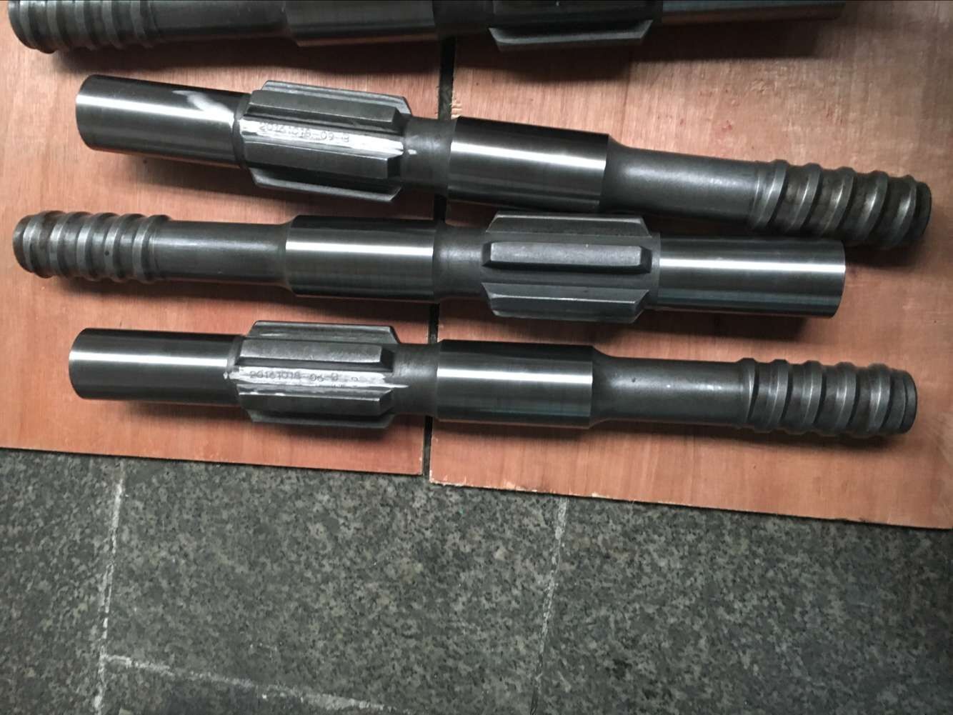 Drilling Rig Tools Drill Shank Adapter Atlas Copco R32 R38 T38 Thread For COP / BBC / BBE